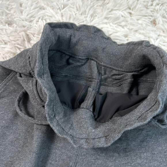 Lululemon Hello Sunday Short Heathered Mod Black - Picture 3 of 6